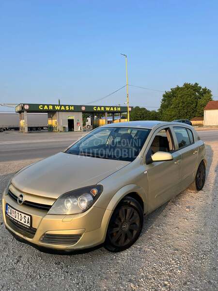 Opel Astra H 