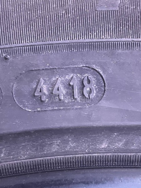 Michelin 215/55 R18 Letnja