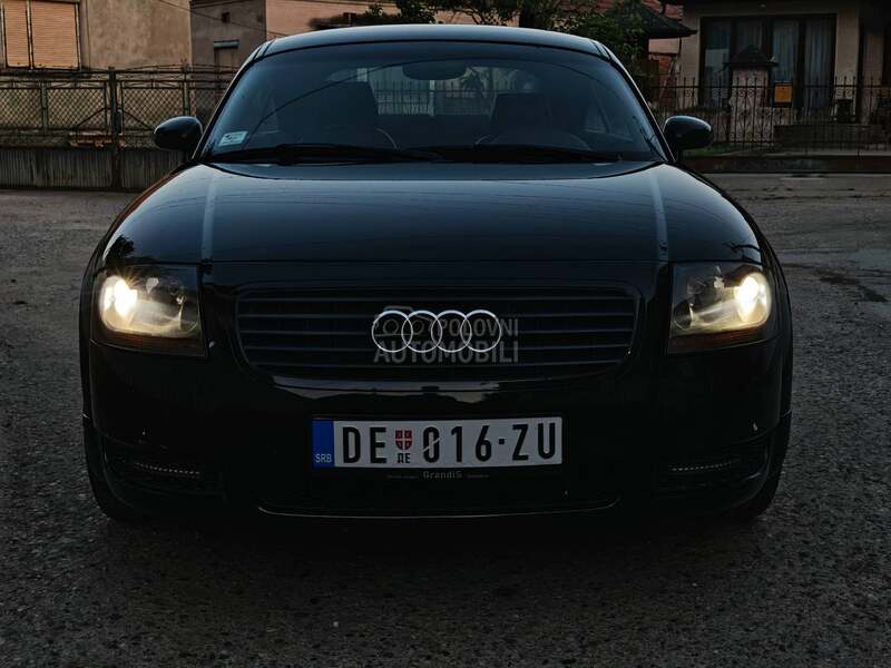 Audi TT 