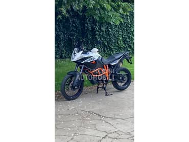 KTM 1190 Adventure R