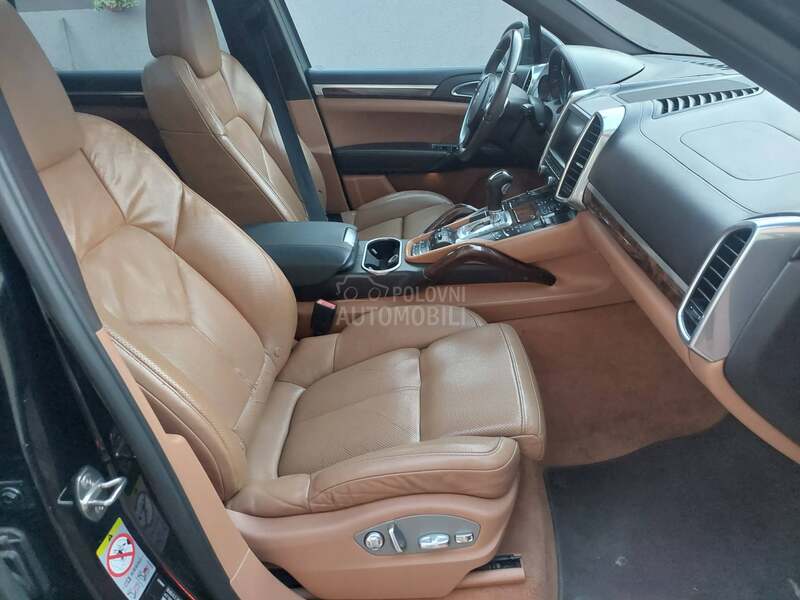 Porsche Cayenne 3.0TDI HIT 15399