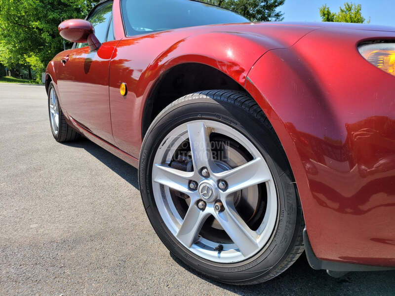 Mazda MX-5 2.0