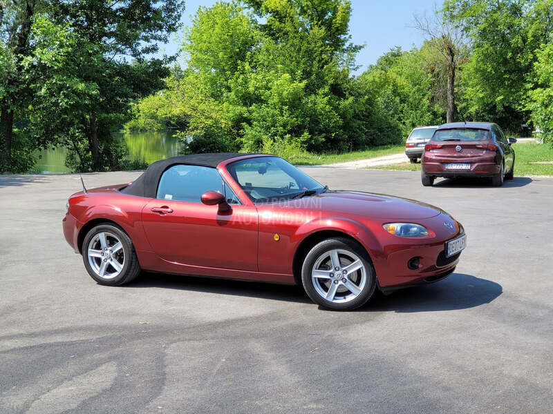 Mazda MX-5 2.0