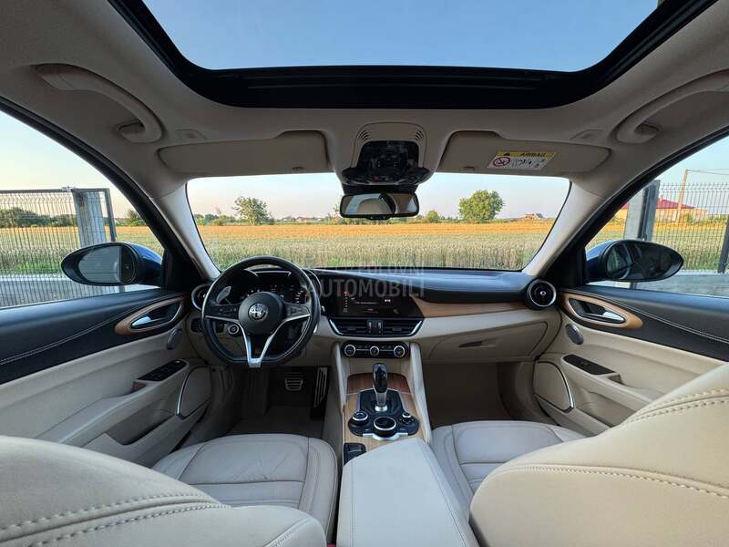 Alfa Romeo Giulia 2.0 Q4 Veloce