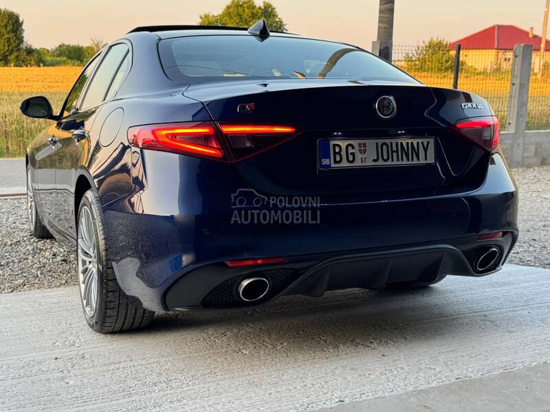 Alfa Romeo Giulia 2.0 Q4 Veloce