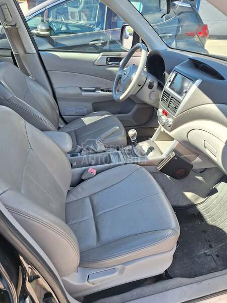 Subaru Forester 2.0D  4x4