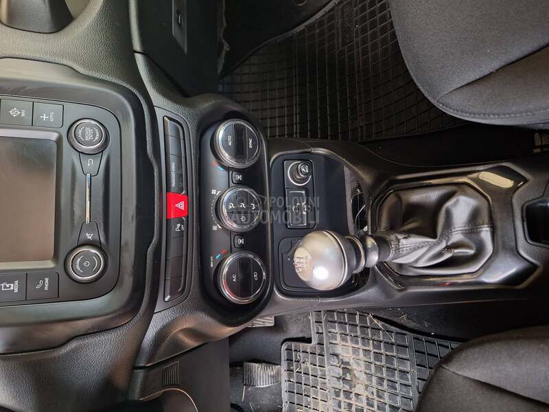 Jeep Renegade Night Eagle