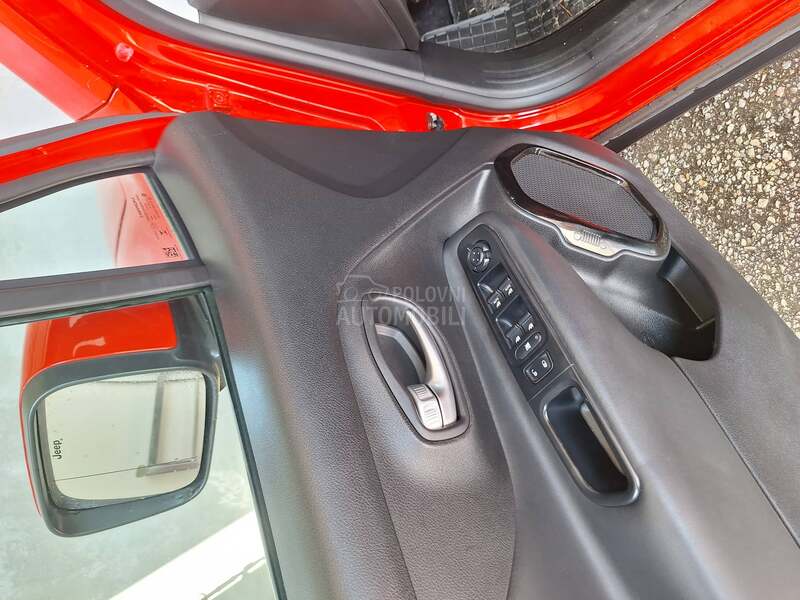 Jeep Renegade Night Eagle