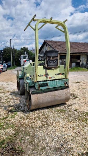 Ammann AV 33