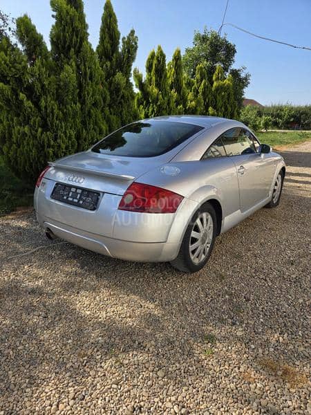 Delovi za Audi TT 1.8T 2002. god.