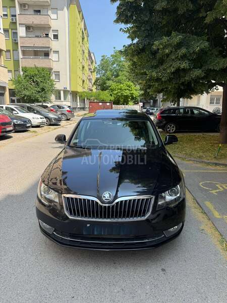 Škoda Superb 2.0DSG/ŠIBER/F-ULL