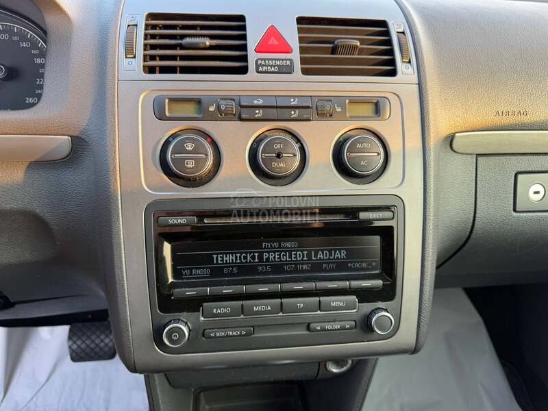 Volkswagen Touran 2.0/DSG/7sed