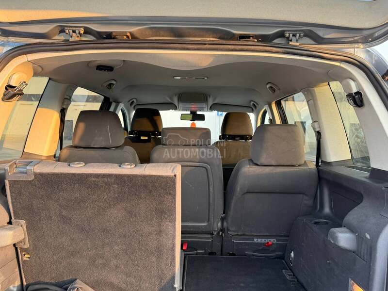 Volkswagen Touran 2.0/DSG/7sed
