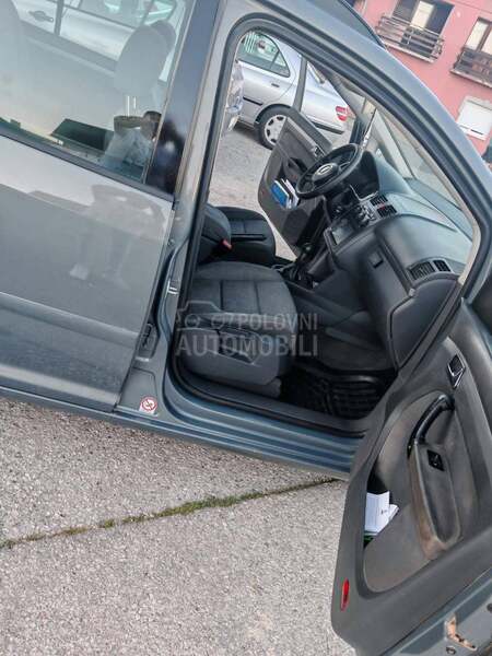 Volkswagen Touran 1.9 tdi