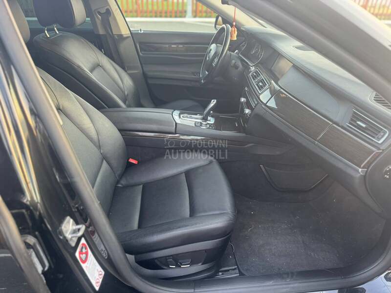 BMW 730 159000 T E K  R E G.