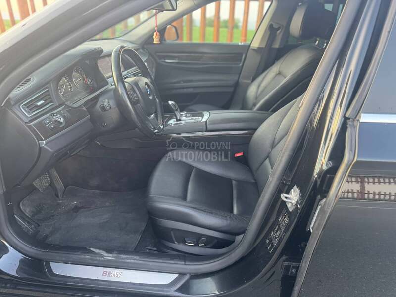 BMW 730 159000 T E K  R E G.