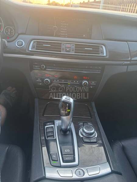 BMW 730 159000 T E K  R E G.