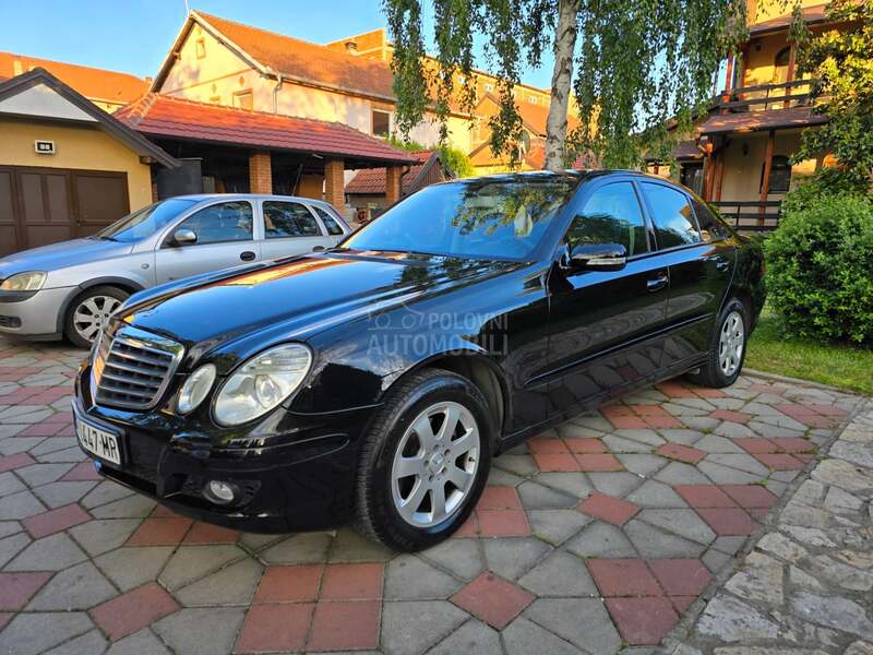 Mercedes Benz E 200 W211