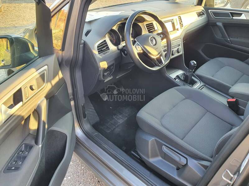 Volkswagen Golf 7 1.2 TSI Sportsvan
