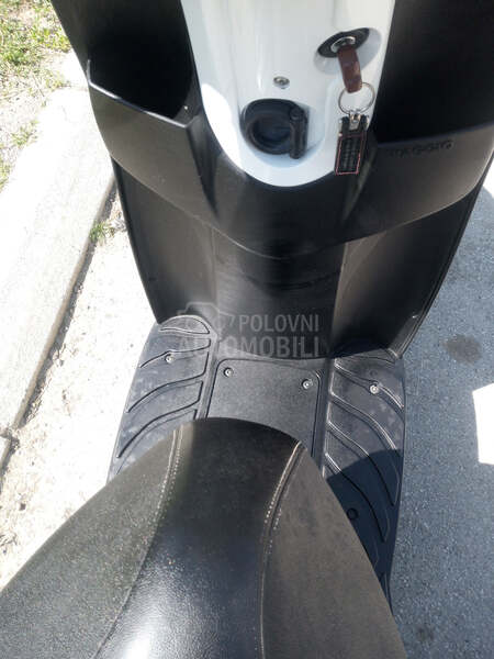 Piaggio Carnaby Cruiser 300ie