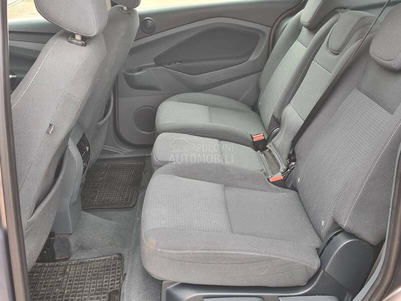 Ford Grand C-Max 1.6tdci NAAVIGACIJA