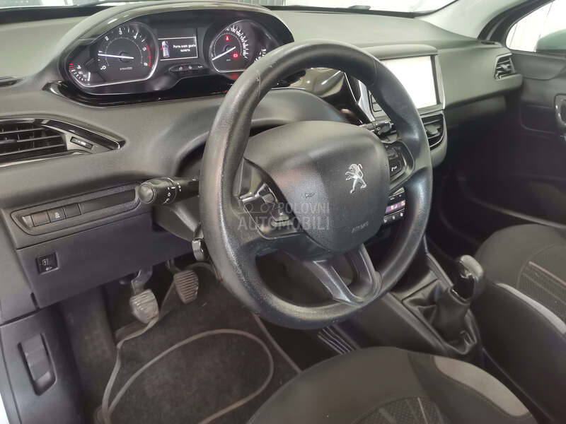 Peugeot 208 1.4hdi