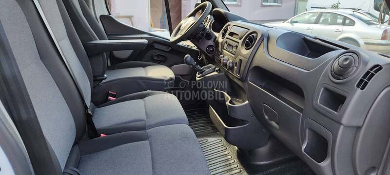 Renault Master //RAMPA//KLIMA//