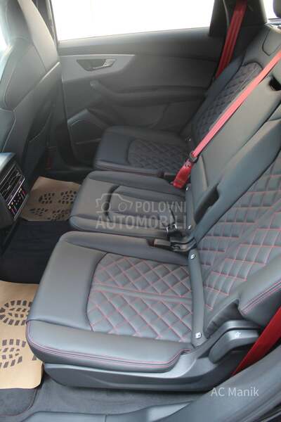 Audi Q7 S line50 TDI quattro