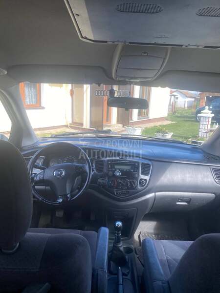 Mazda MPV 