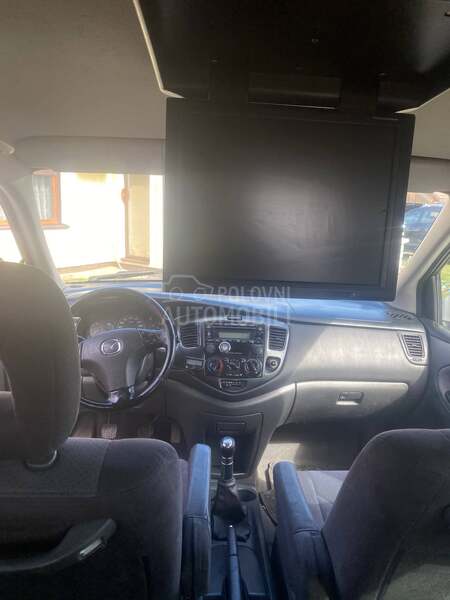 Mazda MPV 