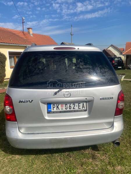 Mazda MPV 