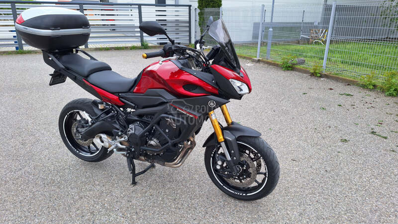 Yamaha tracer 900