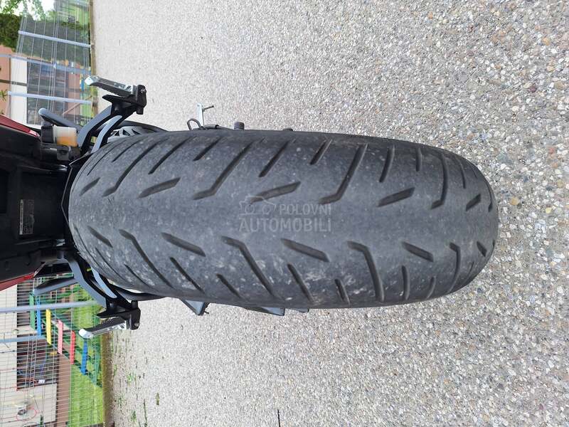 Yamaha tracer 900