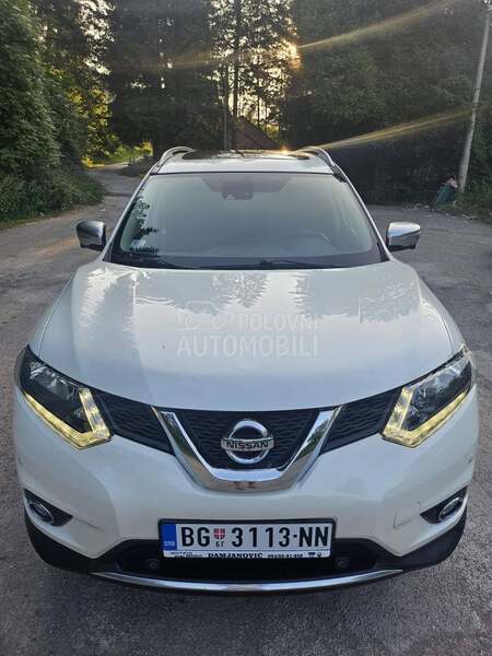 Nissan X-Trail TEKNA/360/PANO