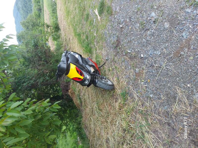 Aprilia sr50