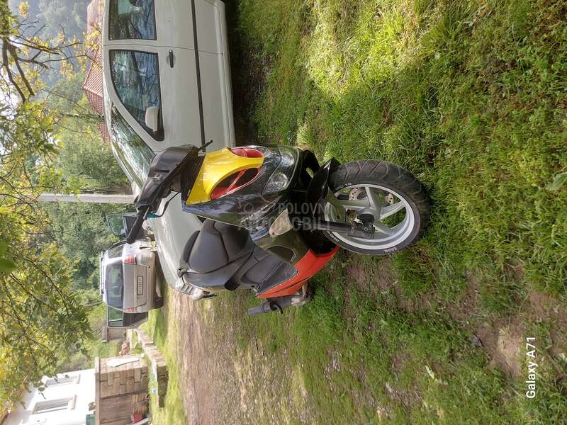 Aprilia sr50