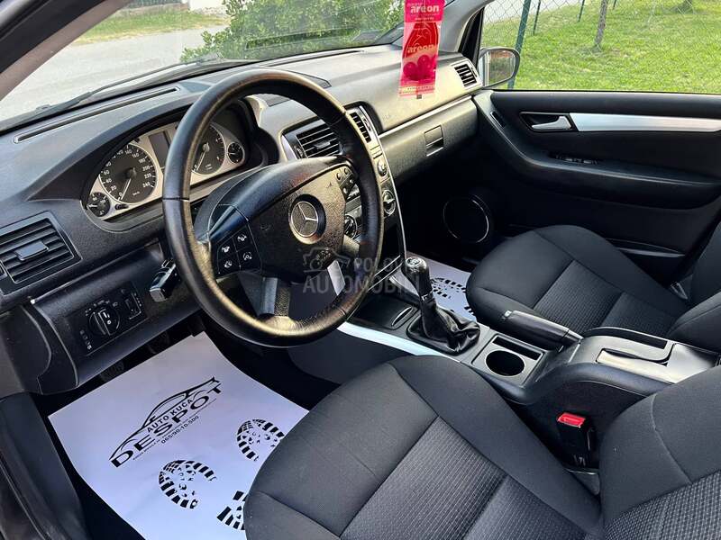Mercedes Benz B 180 T0P
