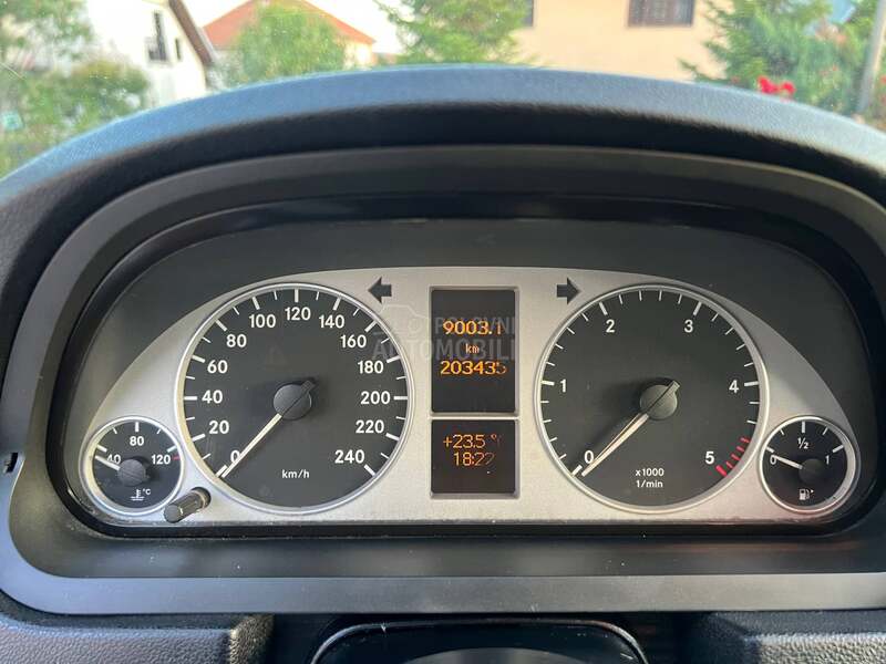 Mercedes Benz B 180 T0P