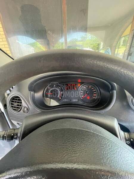 Renault Clio 3 1.5dci