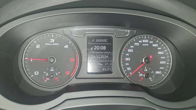Audi Q3 2.0td 4x4 LED/NAV
