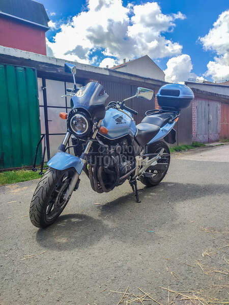 Honda cbf 600