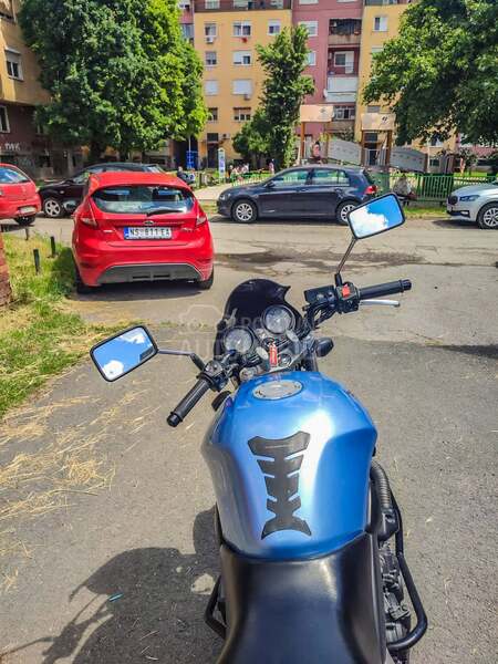 Honda cbf 600