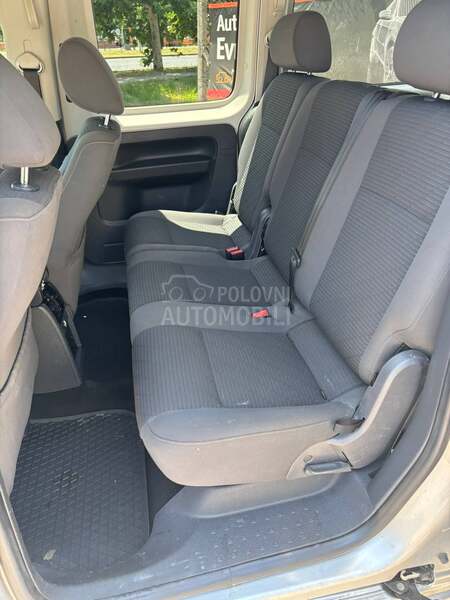 Volkswagen Caddy 1.6 M A X I