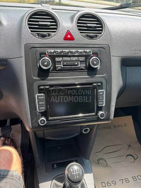 Volkswagen Caddy 1.6 M A X I