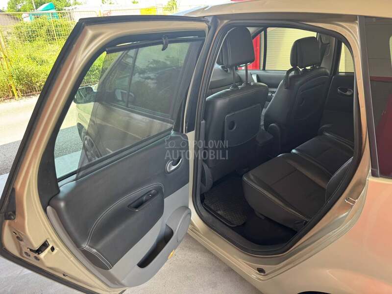Renault Scenic 1.9 dci