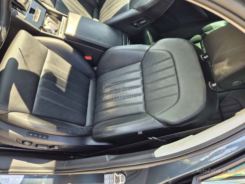 Škoda Superb REZERVISAN