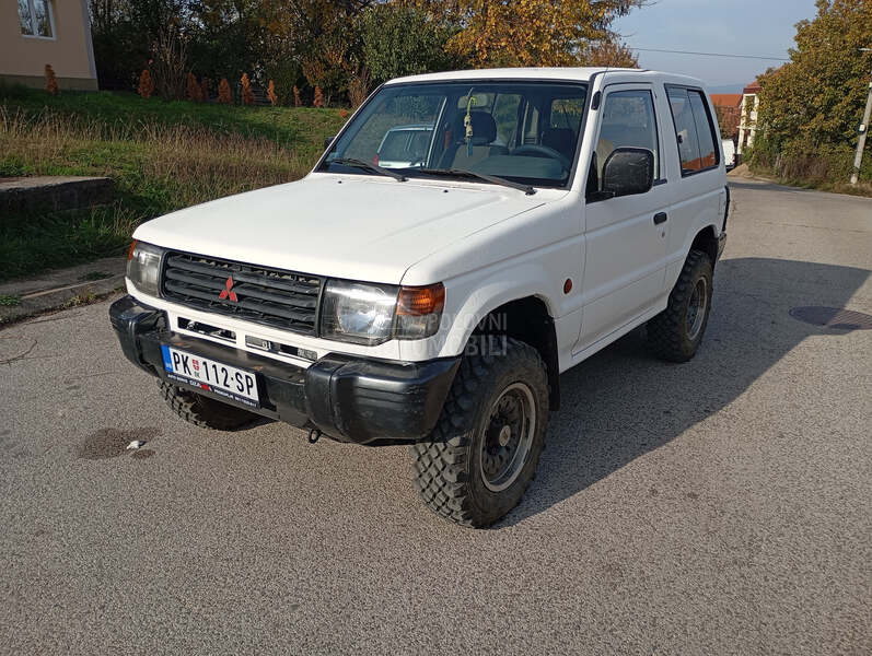 Mitsubishi Pajero 