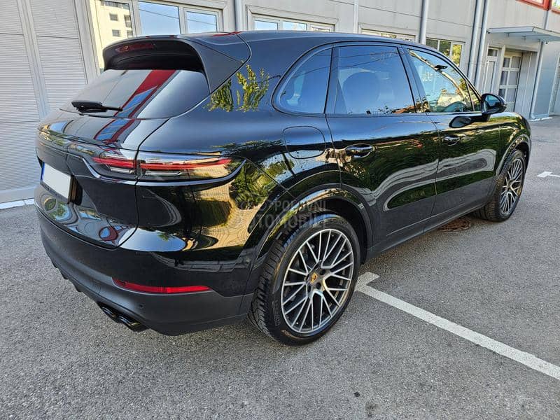 Porsche Cayenne 