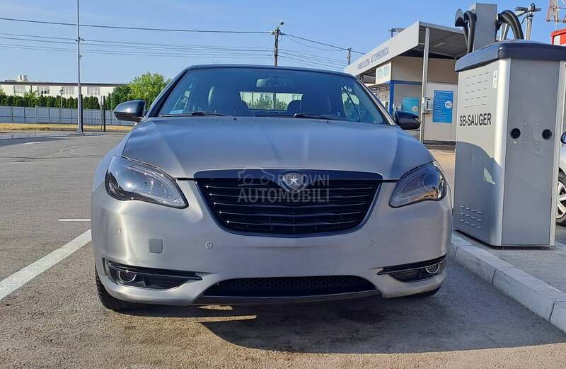 Chrysler 200C 1/1