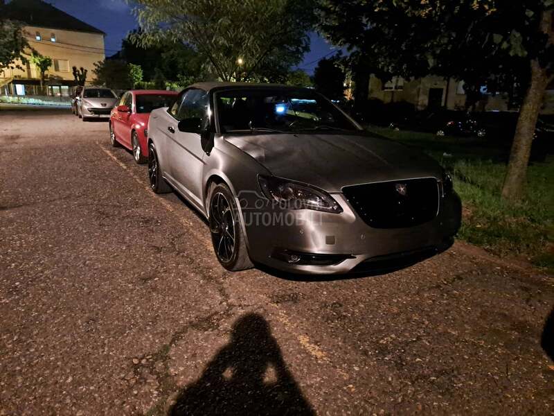 Chrysler 200C 1/1
